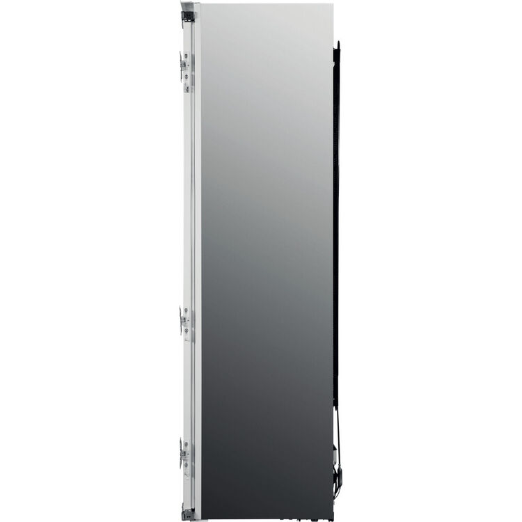 Whirlpool ARG180832 Built In Integrated Fridge