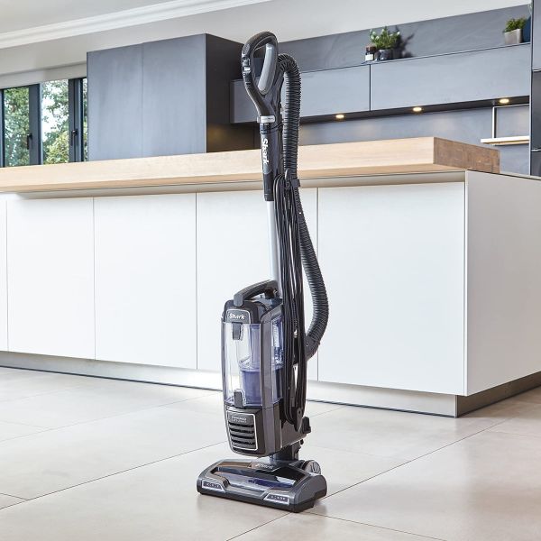 shark nv620ukt upright vacuum cleaner